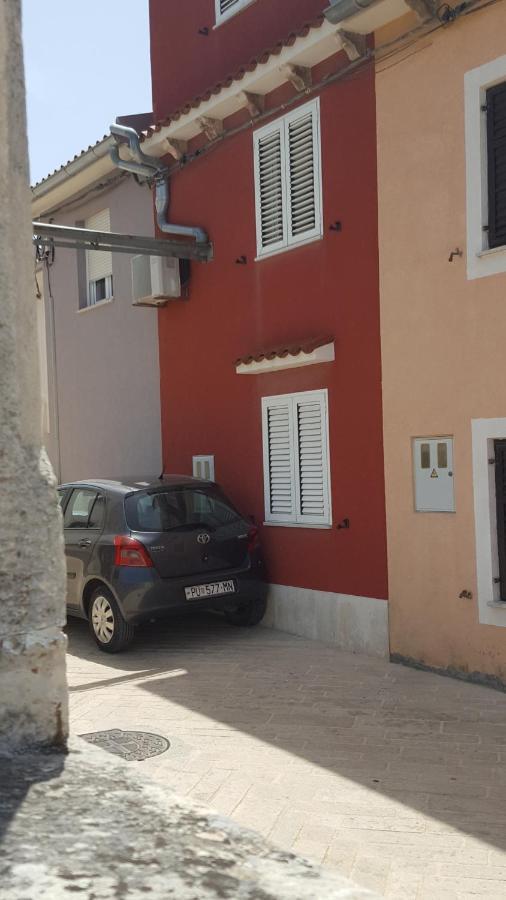 Apartment Matej Pula Exterior foto